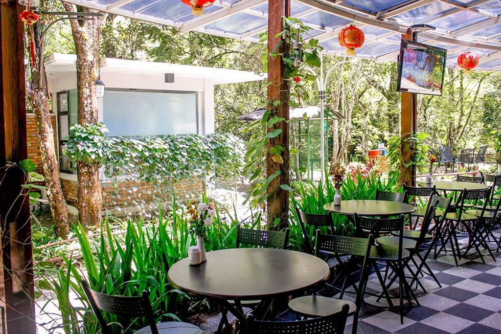 Taman Simalem Resort Tongging Exteriör bild