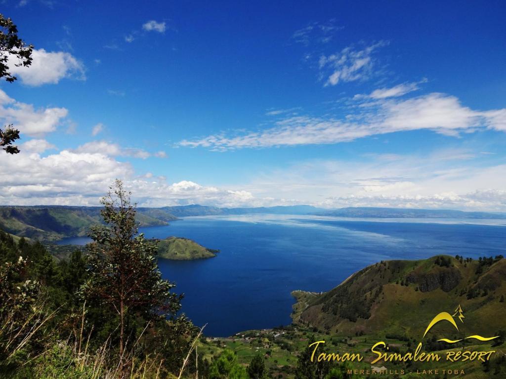 Taman Simalem Resort Tongging Exteriör bild