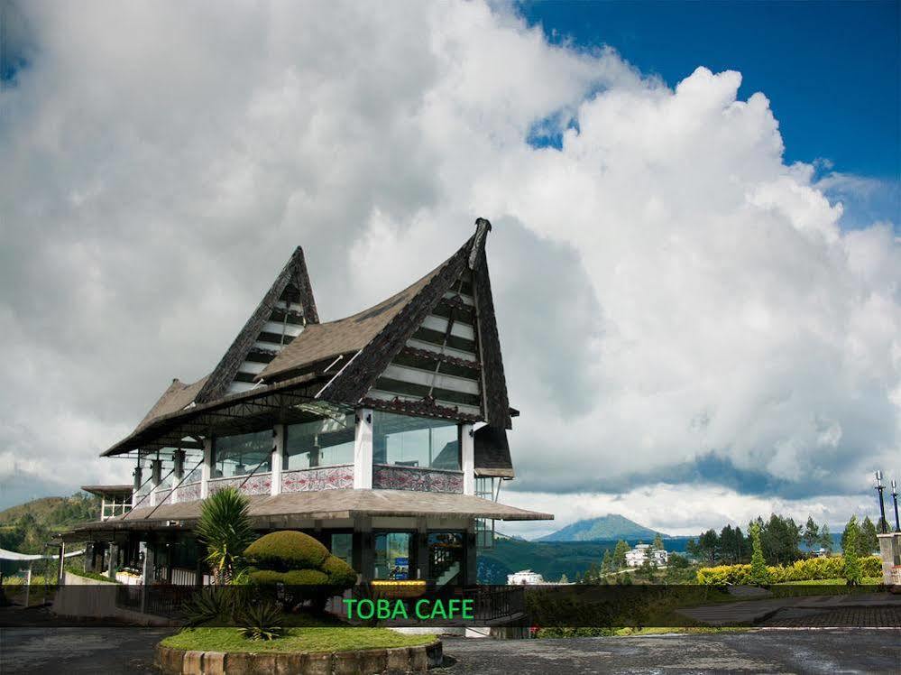 Taman Simalem Resort Tongging Exteriör bild
