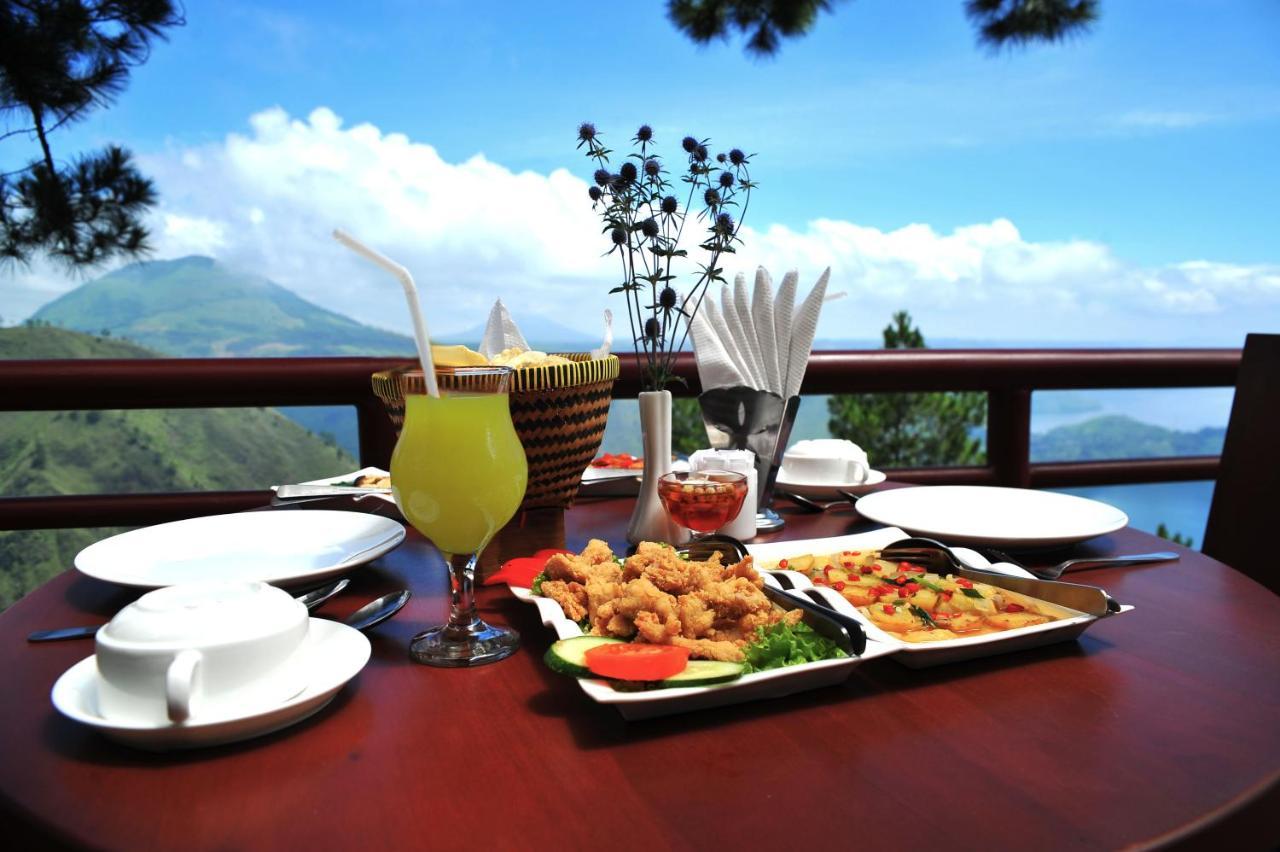 Taman Simalem Resort Tongging Exteriör bild