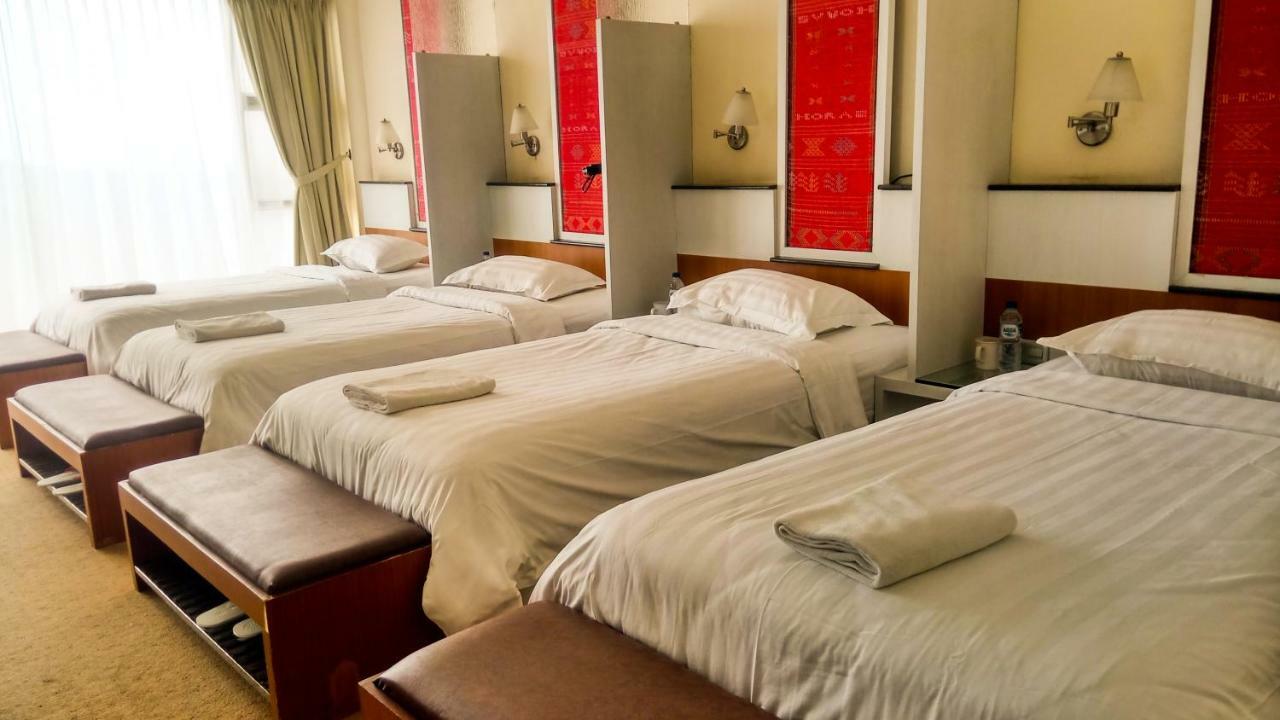 Taman Simalem Resort Tongging Exteriör bild